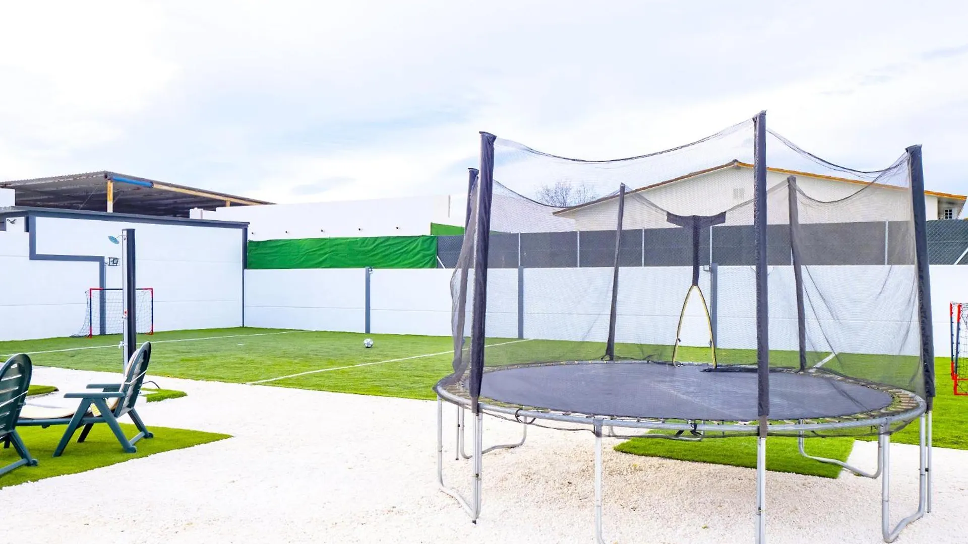 Cubo'S Casa Soles & Football Field Fuengirola İspanya
